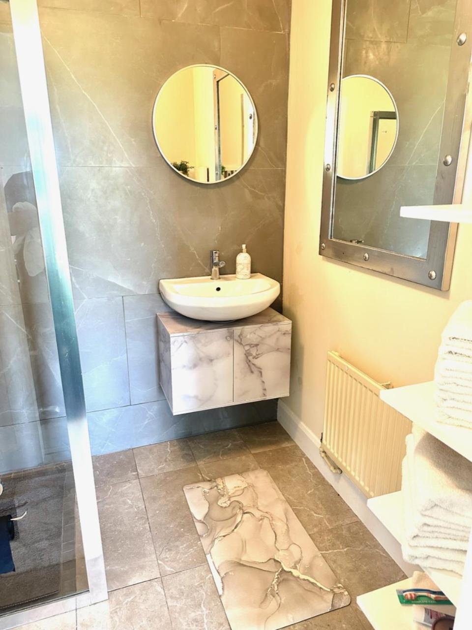 Kildare Luxury Suites Kültér fotó
