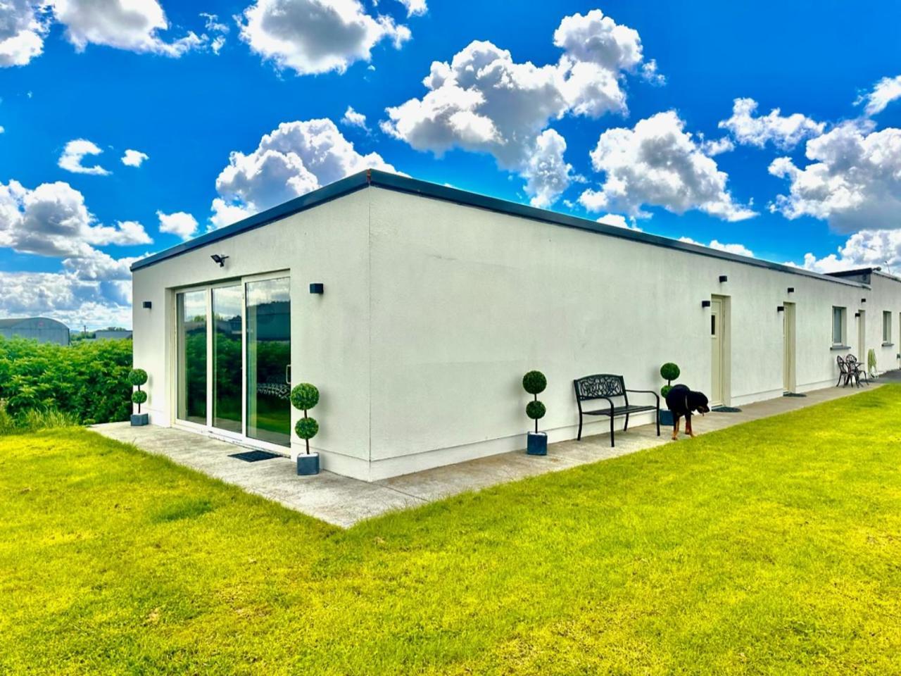 Kildare Luxury Suites Kültér fotó