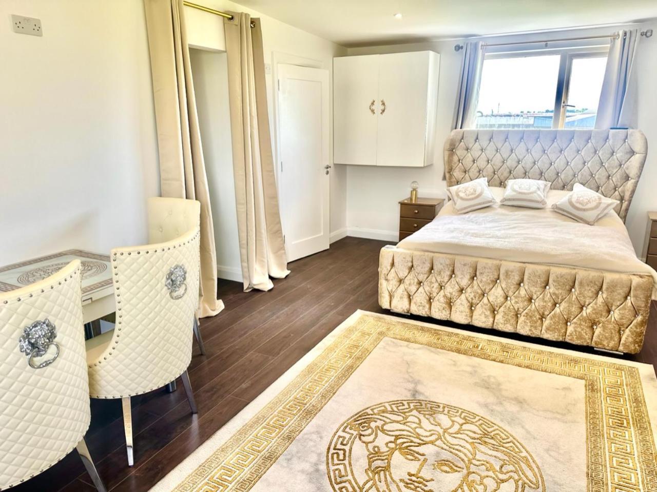 Kildare Luxury Suites Kültér fotó