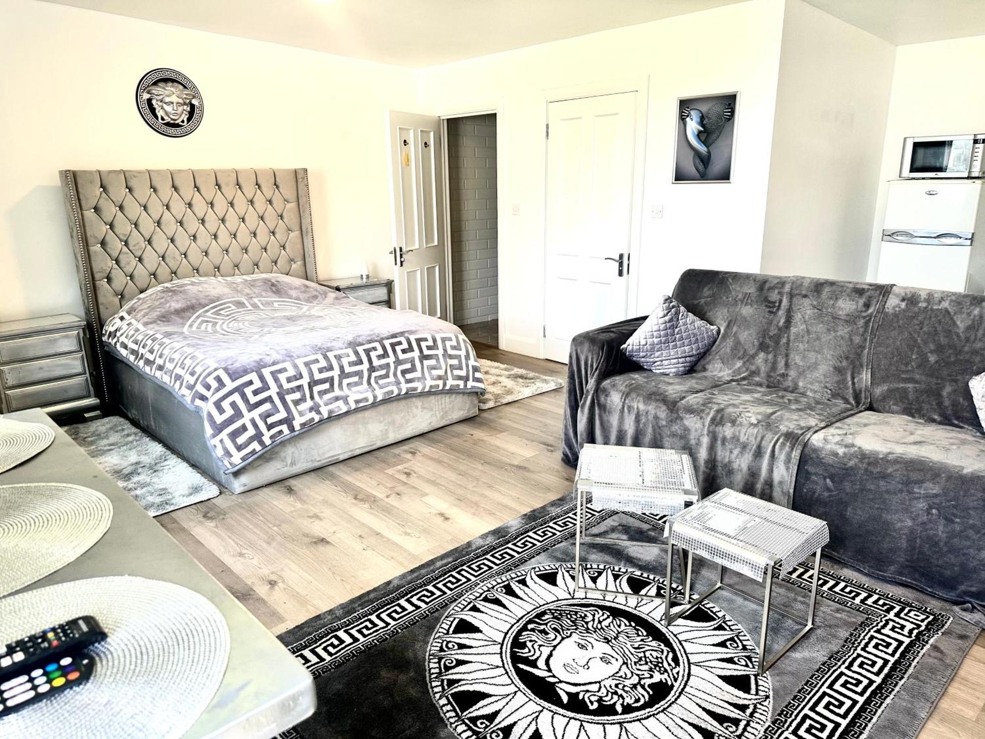 Kildare Luxury Suites Kültér fotó